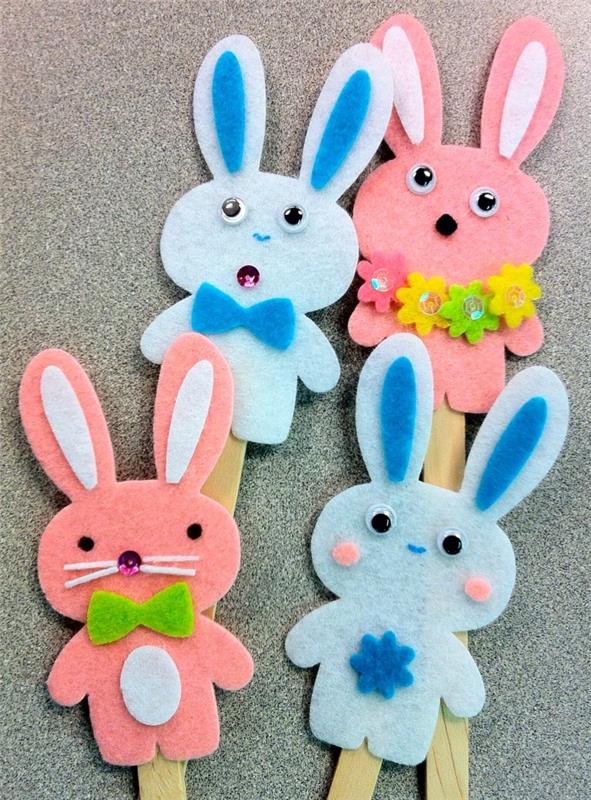 Paskalya için DIY çocuk fikri, çok renkli keçe tavşan, kıpır kıpır gözler, dondurma çubukları