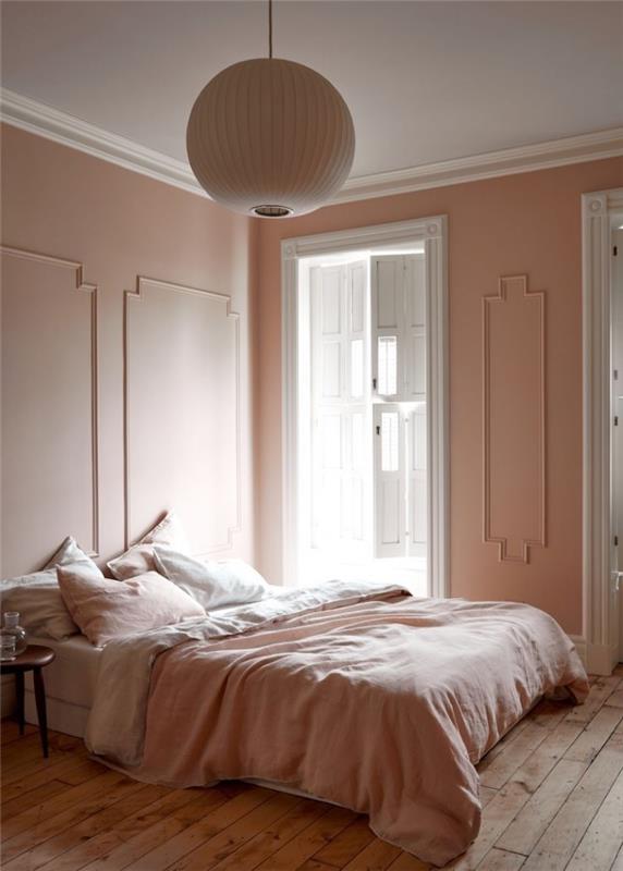 minimalist tarzda romantik yatak odası dekoru, beyaz tavanlı ve ahşap zeminli pembe yatak odası örneği