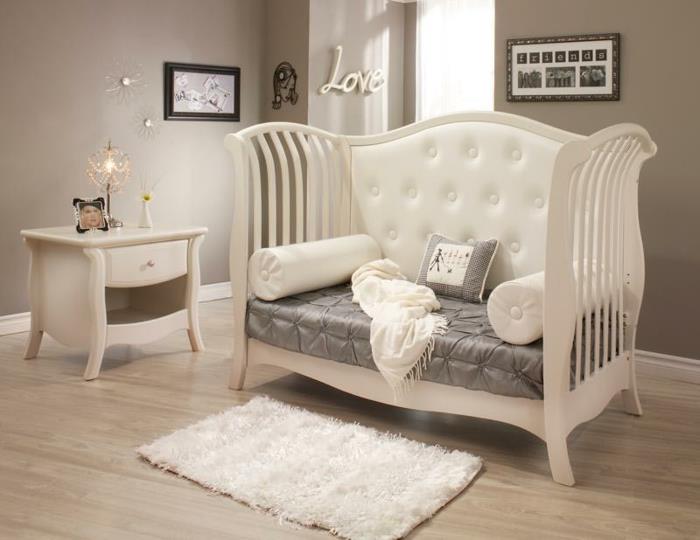 kūdikio kambario dekoro idėjos-interjero baldai-kūdikio kambario pilka siena