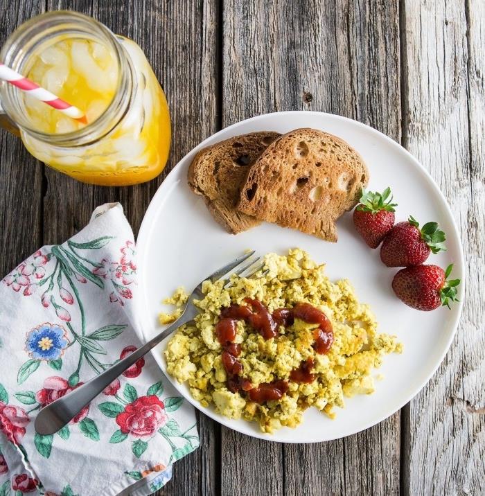 omlet gibi dengeli ve doyurucu tofu kahvaltısı, vegan mutfağında yumurta nasıl değiştirilir