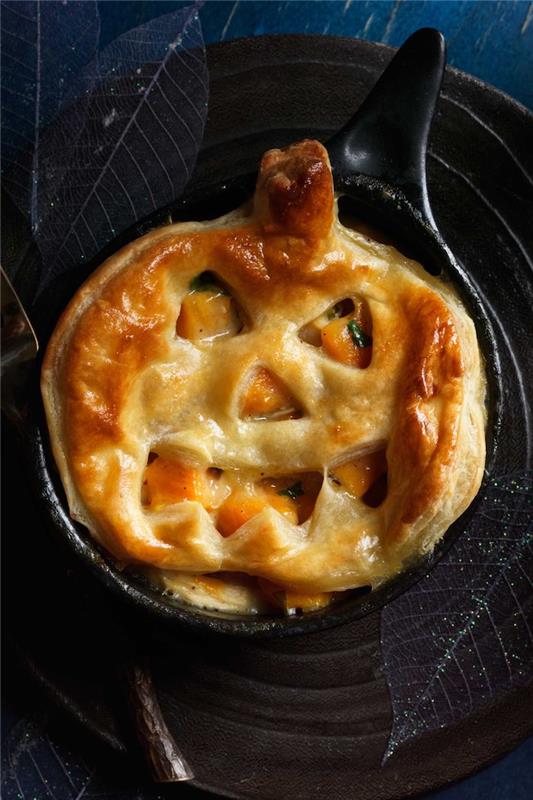 ideja za halloween obrok quiche v obliki buče v pečici okusen vnos