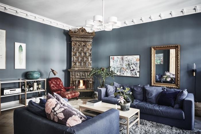 lacivert kanepe ile mavimsi gri ve beyaz şık ve rahat oturma odası