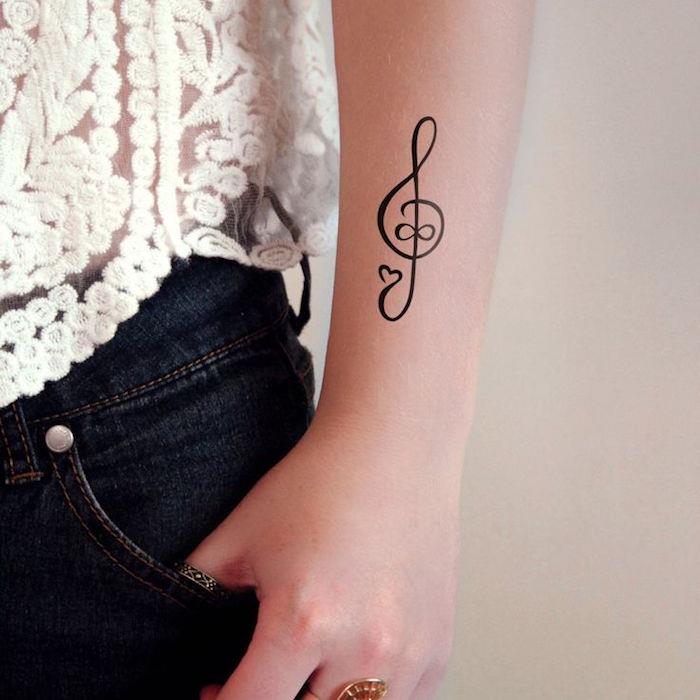 Dilbio dilbio tatuiruočių idėjos moterims