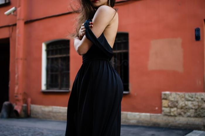 Güzel bir fikir klas elbise nasıl giyinilir iyi elbise kadın siyah uzun kadife elbise