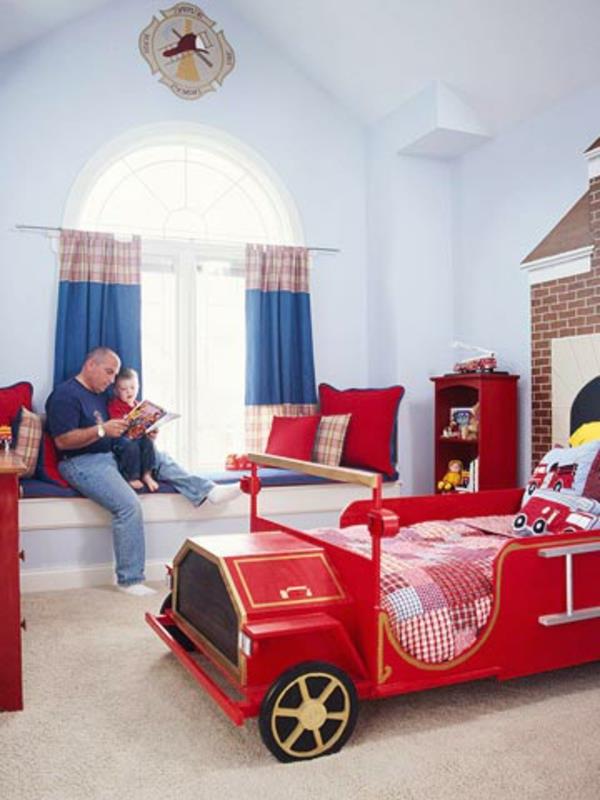 dekoriranje-ideje-fant-gasilec-postelja-tovornjak-rdeča