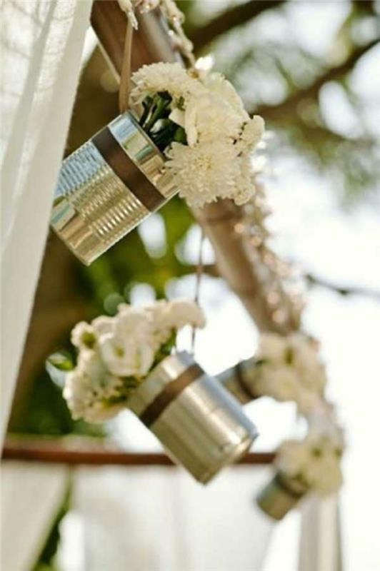 düğün-dekorasyon-fikirler-düğün-araba-deko-kendin-yap-rustik-çiçekler