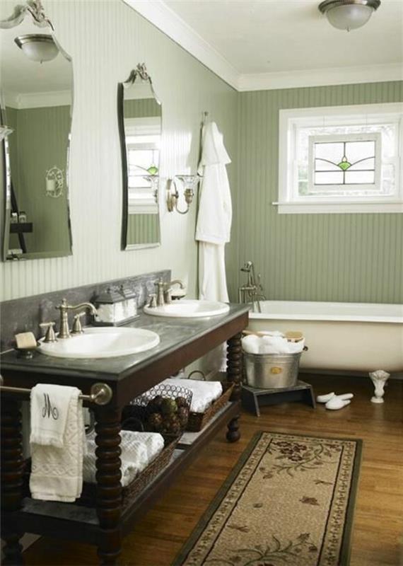„ikea“ vonios kambario aksesuaras su retro kilimėliu ir žalios sienos-baltos lubos