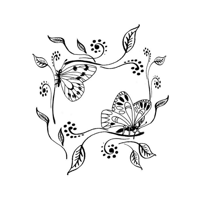 Rėmas su lapų ir drugelių piešiniais, kuriuos lengva atkurti žingsnis po žingsnio, pelėdos piešimo idėja