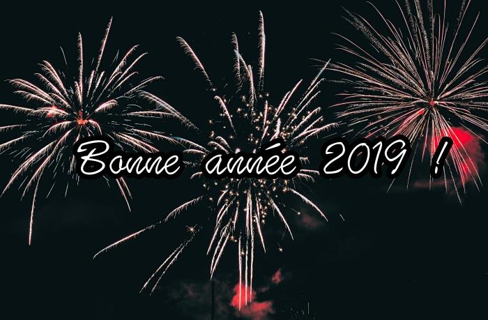 Srečno novo leto 2019, ozadje za novo leto 2019, fotografija luči z ognjemetom