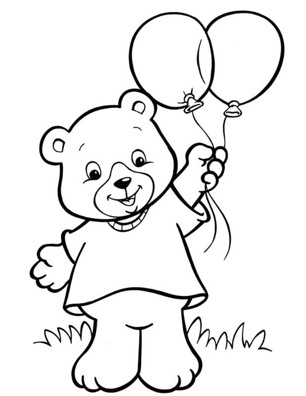 medvedek z baloni v roki na travi, enostavna velikonočna barvna ideja za otroke