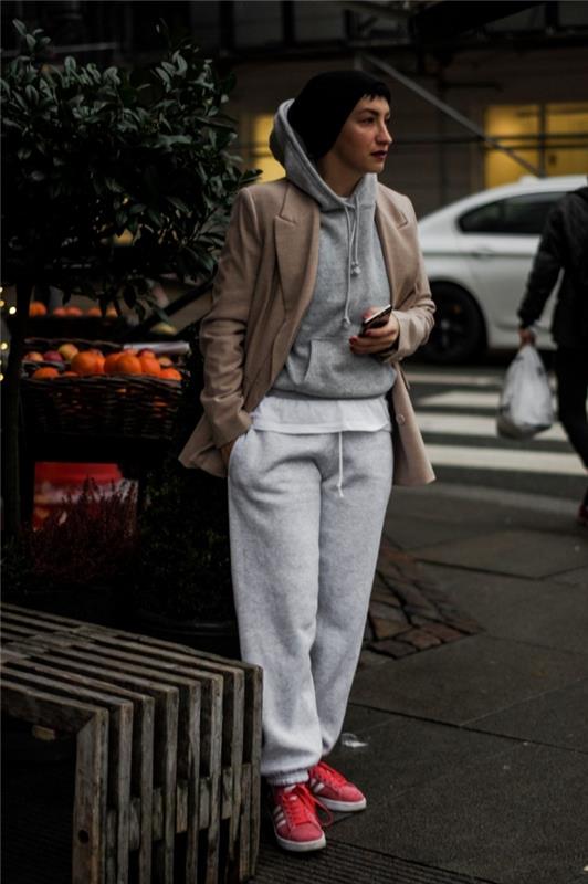 görüntü yağma kadın sportif elbise tarzı beyaz pamuklu pantolon pembe spor ayakkabı gri kapüşonlu