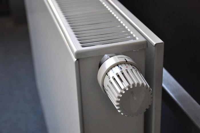 išsamios instrukcijos, kaip patys išvalyti dujinį šildytuvą, sumažina šilumos nuostolius, pagerina šildymo sistemos veikimą