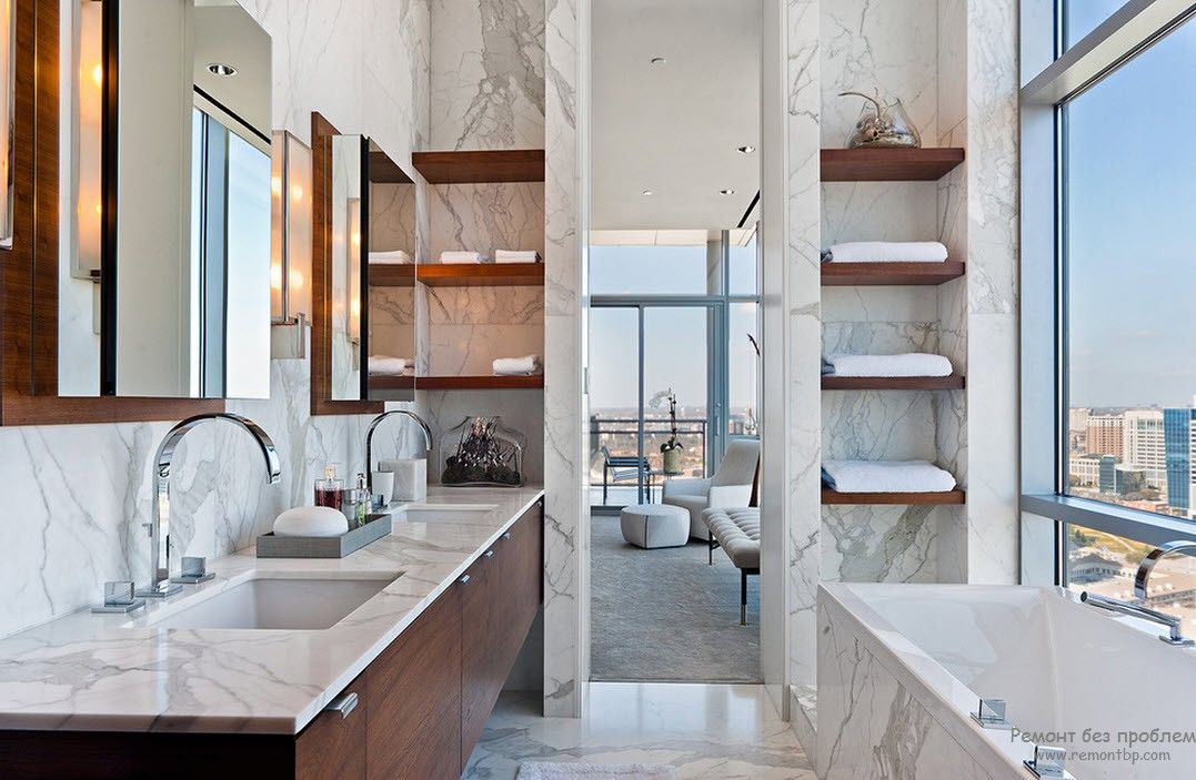 Il marmo in un bagno classico
