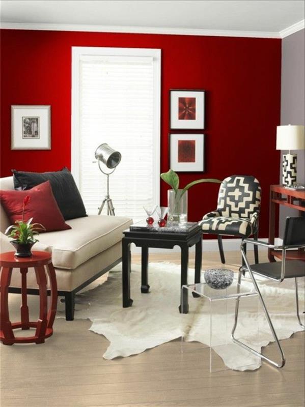 modernus-interjeras-siena-raudona-karminas-spalva-kilimas-gyvūno oda-parketas-grindys