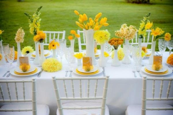 geltona-vestuvių-stalo apdaila
