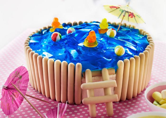 Kirpi doğum günü pastası