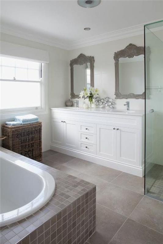 gražus vonios kambarys-ikea-medinis-klasikinio dizaino vonios kambarys-smėlio spalvos plytelės-vonios kambarys-balta vonia