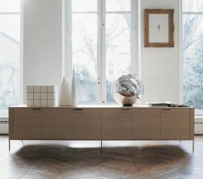 grazus-bahut-ikea-pvc-in-light-smige-color-with-a-a-ball-decoration-on-the-modern-sideboard