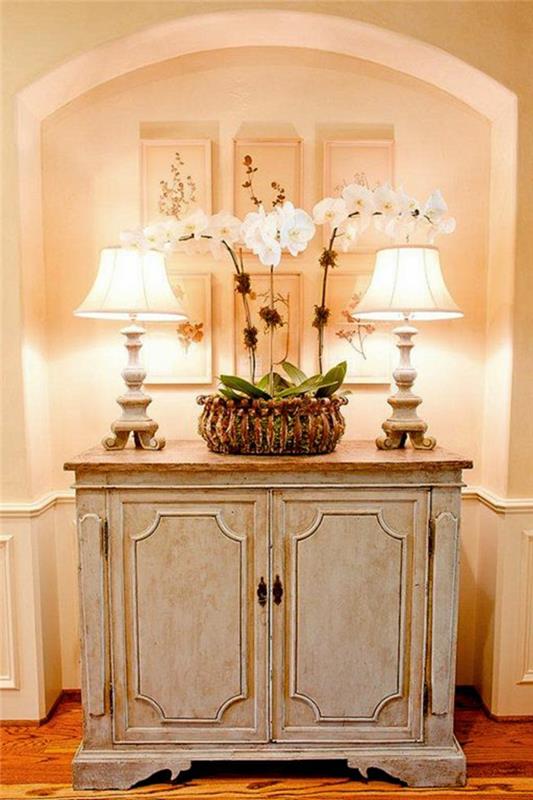 gražus-retro stiliaus-medinis-komoda-kaip-perdažyti-patina-baldus-perdažyti-baldus
