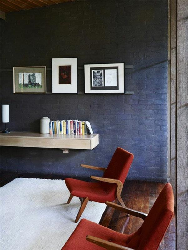 graži svetainė su konvertuojamu foteliu-pigus-raudonas kilimas-rupūžė-fotelis-baltas kilimas