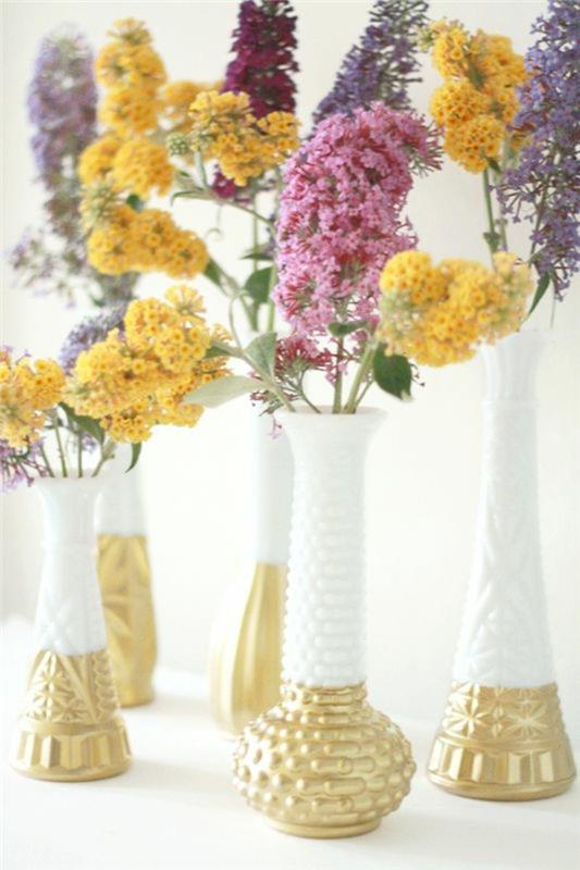 graži-vaza-aukščio-pasidaryk pats-soliflore-balta ir auksinė