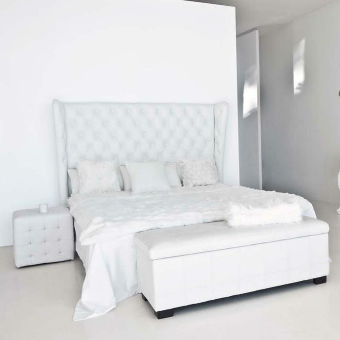 güzel-yatak odası-beyaz-kanepe-yatak-ucu-yatak-ikea-beyaz-beyaz-deri