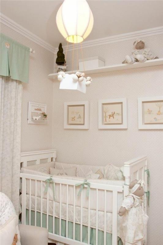 lepe otroške sobe-bež-in-belo-pohištvo-v-otroški sobi-bež-stene