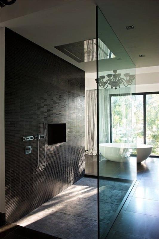 güzel-banyo-renk-koyu-kahverengi-beyaz-küvet-geniş pencere