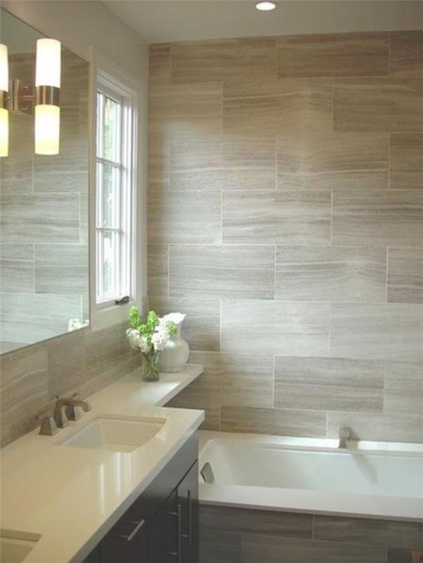 gražus vonios kambarys zen stiliaus ir taupe-modernus smėlio spalvos vonios kambarys su gėlėmis