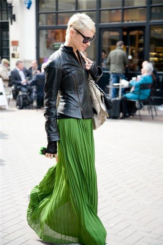 Ilgas klostuotas sijonas-žalia-juoda-odinė striukė-moteris-elegantiška-mada