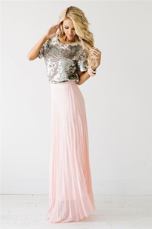 ilgas-rožinis-klostuotas sijonas-moderni-moteris-marškinėliai-ilgas sijonas-šviesiai rožinis