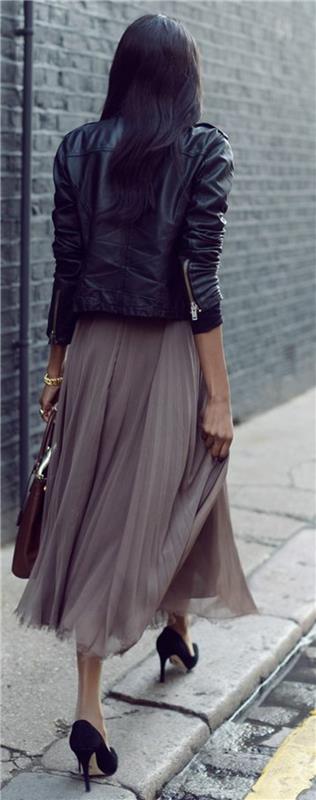 midi-sijonas-smėlio spalvos-aukštakulniai-juoda-mergina-modernūs drabužiai-juoda-odinė striukė