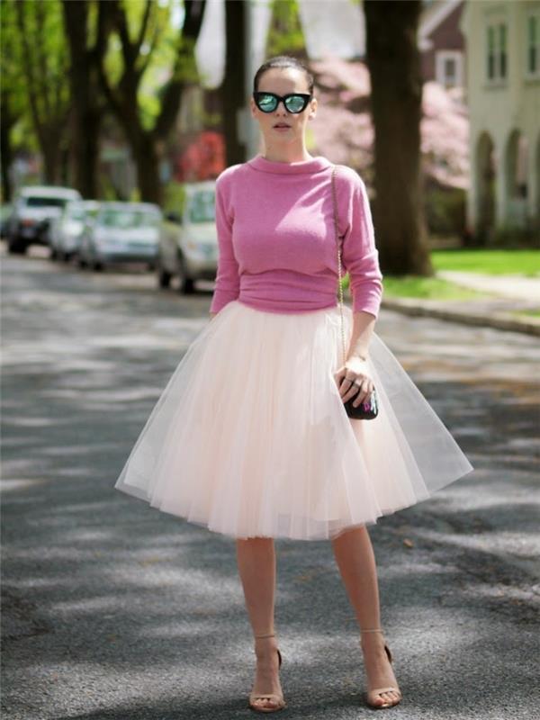 tutu-krilo-lepo-belo-krilo-in-roza-bluza-elegantna-ženska-obleka