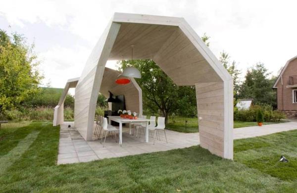büfe-modern-bahçe-masaları-sandalyeler-yeşil-çim-ev-avlu