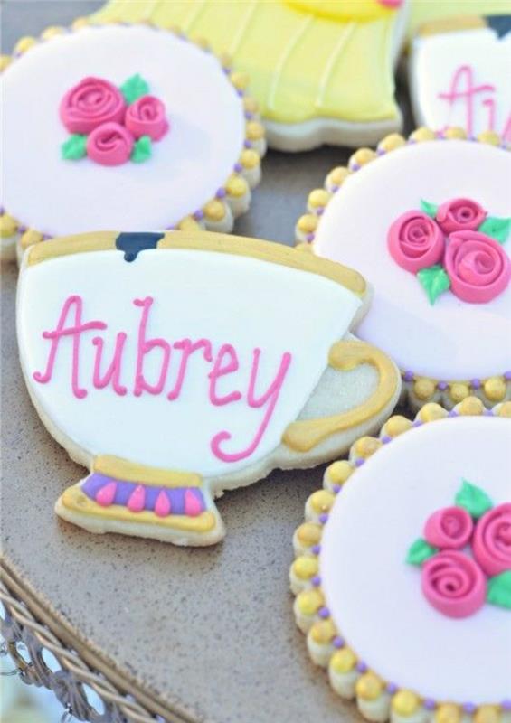 la-belle-et-la-bete-disney-accessories-DIY-ideas-birthday-cookies-tea-party