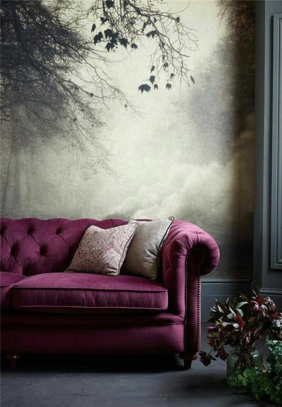 mor renk, eski döşemeli kanepe, manzara gri duvar kağıdı, dekoratif bitkiler