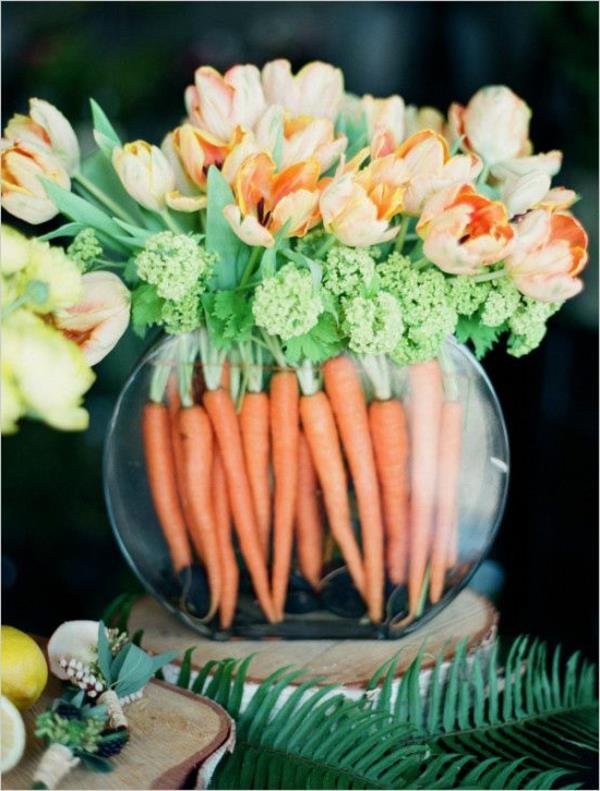 jūsų svetainės dekoravimas su gėlių deriniu-morkos-vazoje