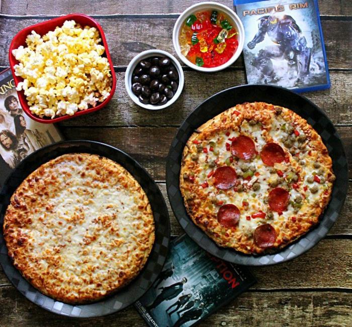 filmlerin gecesi-fantastik-pizza-tarifi-ye-hareket-lezzetli-vegan-pizza-film gecesi