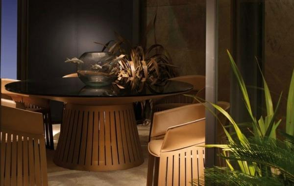 the-roche-bobois-table-round