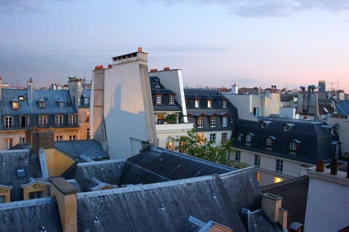 the-roof-terasa-paris-on-the-stogas-gražus-vaizdas-the-the-city-of-Paris-cool-view