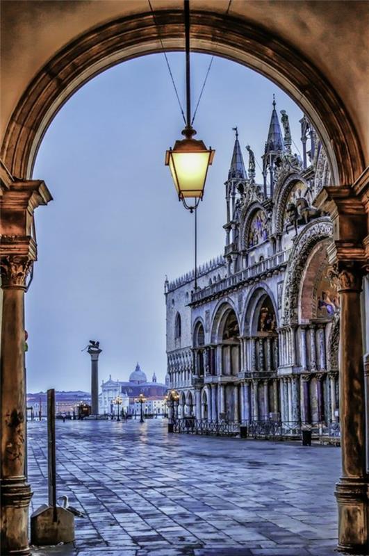 Venedik-oldukça-romantik-ve-tarihi-şehir-ziyaret