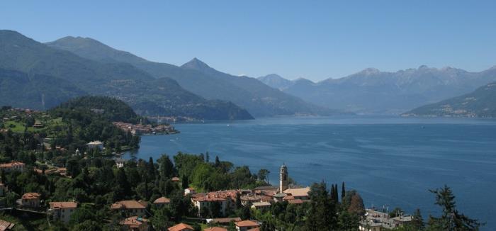 jezero-como-italy-bellagio-lombardija-italijanske-alpe-lepa-pogled na gore