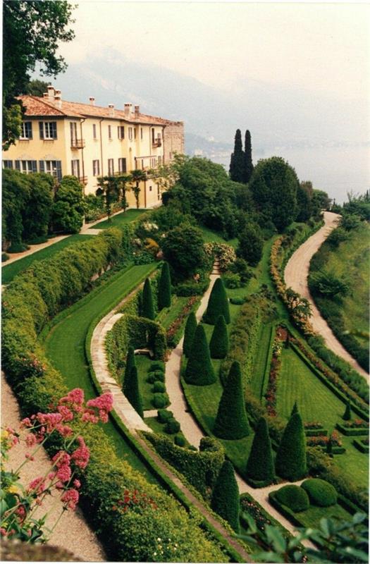 komo-turizm gölü-Bellagio-İtalya-Lombardiya-yakın-Milan-doğa-yeşil-villa
