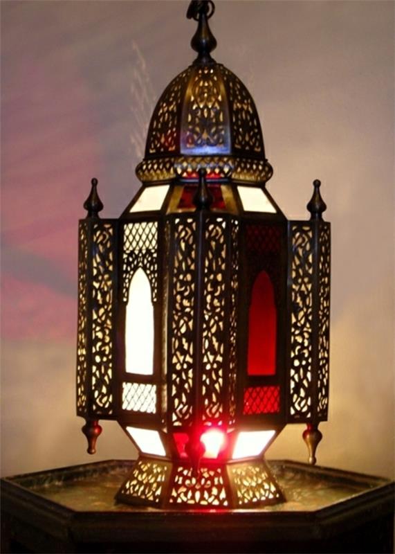 Maroko lempa-labai graži