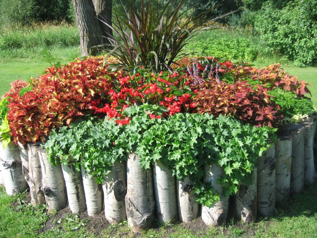 Cama de flores alta