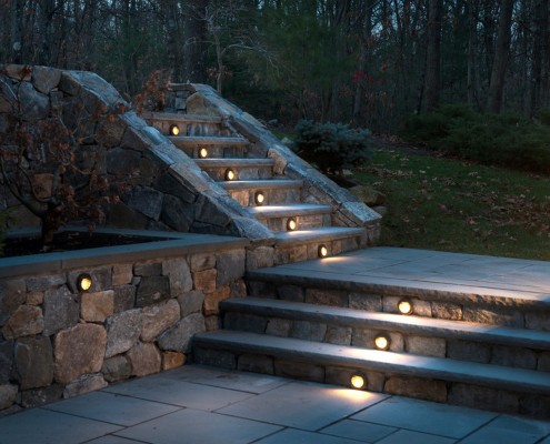Iluminación de caminos con lámparas integradas