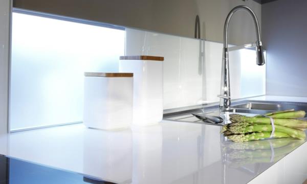 lapeyre-splashback-in-glass