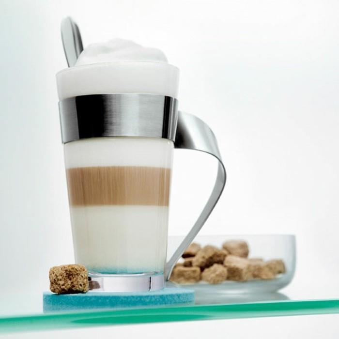 the-caffe-macchiato-new-drink-le-café-au-lait-įkvėpimas-gražus