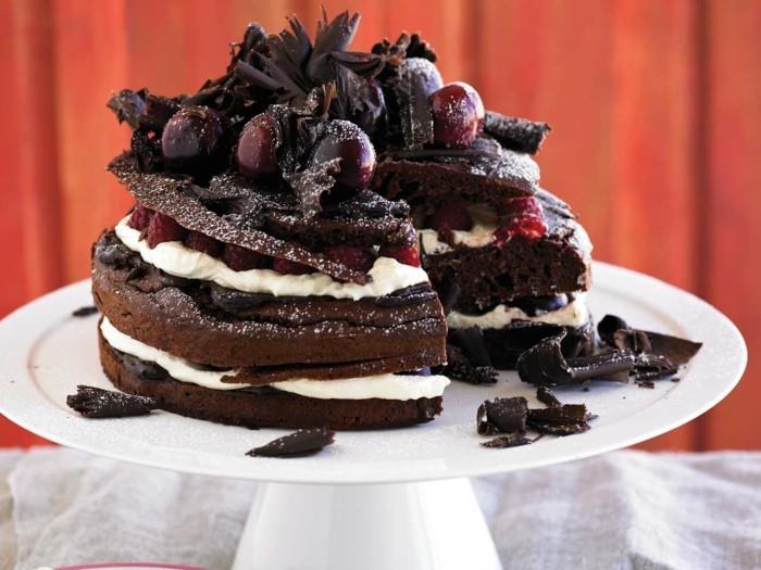 the-chocolate-cake-white-chocolate-cake-banana-saint-Valentine-cherry
