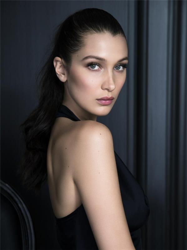 Gözlerin nasıl düzgün bir şekilde makyajlanacağına dair fikir güzellik kadını Bella Hadid muhteşem phoyo